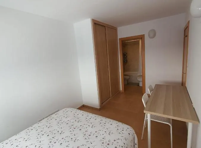 Guest house Roseville *