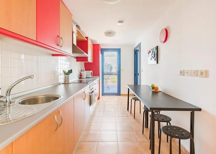 Guest house Roseville *